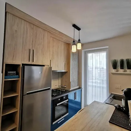 Apartment Modern Coresi